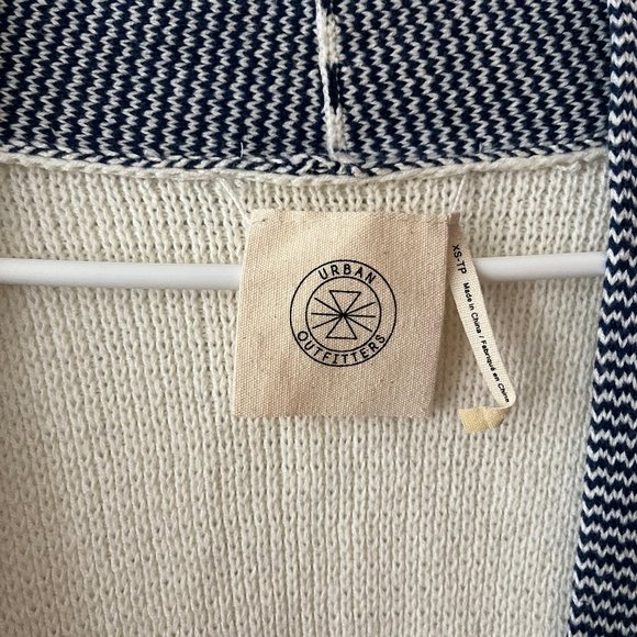 Urban Outfitters Kassi Stripe Oversized Cardigan Size XS OB830584 - Picture 3 of 4